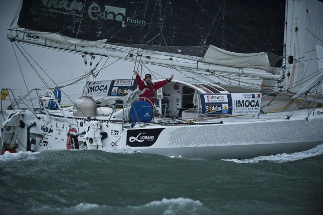 vendee globe arrivée Bertrand de Broc